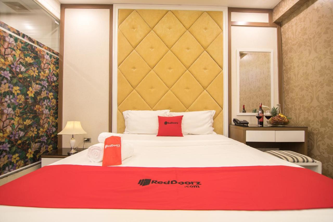 The Royal Hotel Near West Lake Hanoi Exterior photo
