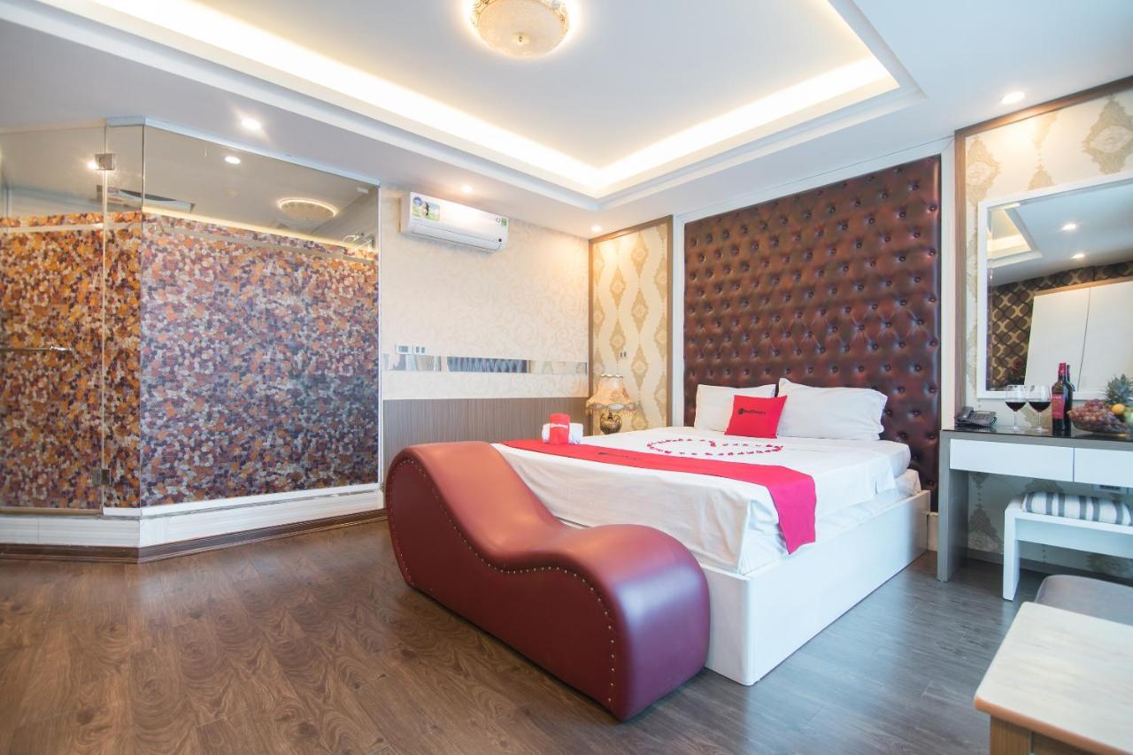 The Royal Hotel Near West Lake Hanoi Exterior photo